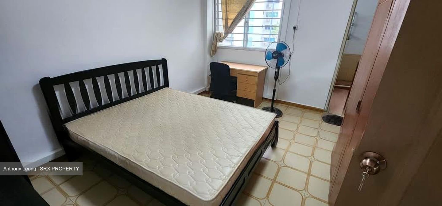Blk 284 Tampines Street 22 (Tampines), HDB 3 Rooms #563498801